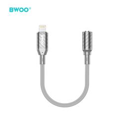 BWOO-sovitin Lightning - 3,5 mm:n liit&auml;nt&auml;&auml;n BZ66