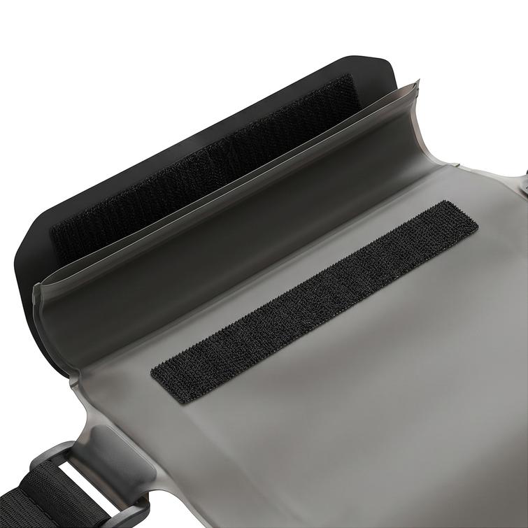 Universal Waterproof Pouch 7 Inch Black