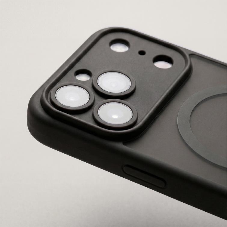 Mag Matt case for Google Pixel 10 / 10 Pro black big hole