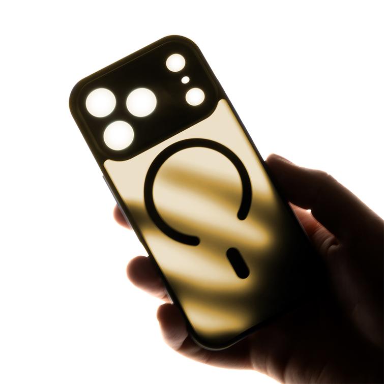 Mag Matt case for Samsung Galaxy S24 / S25 brown big hole