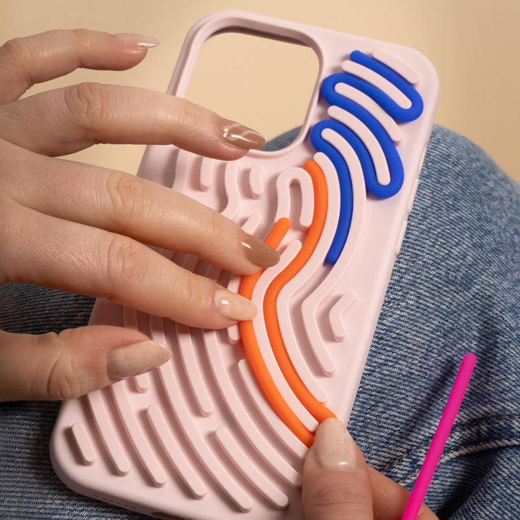 DIY Snake case for iPhone 13 6,1" pink