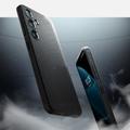 Spigen Liquid Air -suojakuori Samsung Galaxy S24:lle mattamusta