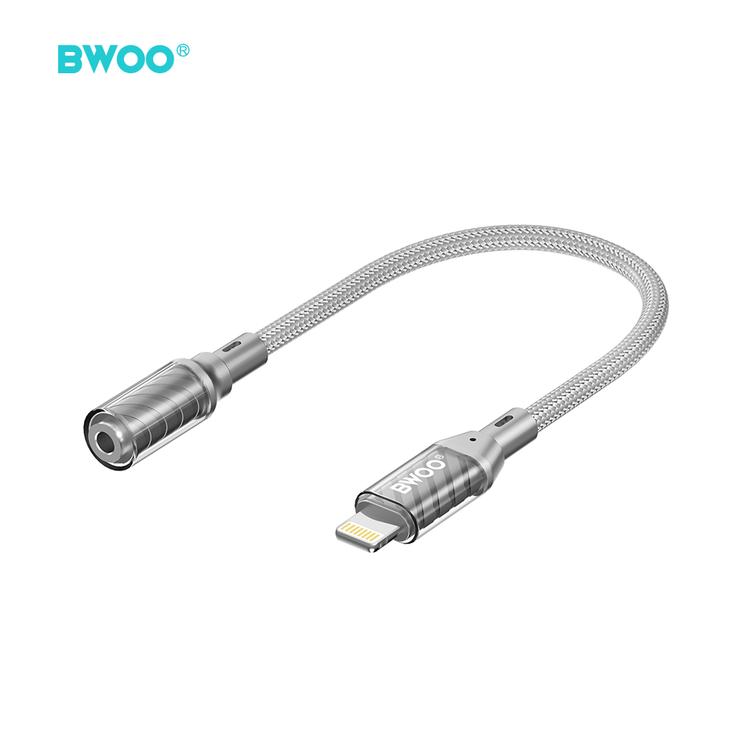 BWOO-sovitin Lightning - 3,5 mm:n liit&auml;nt&auml;&auml;n BZ66