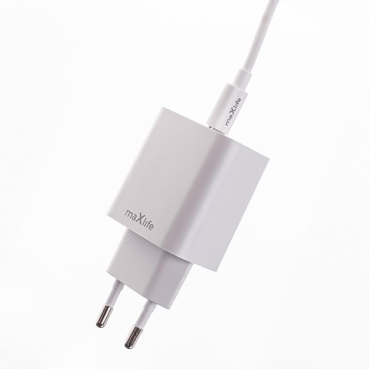 Maxlife MXTC-06-20C PD QC laturi 1x USB-C 20W valkoinen + USB-C - Lightning-kaapeli 20W