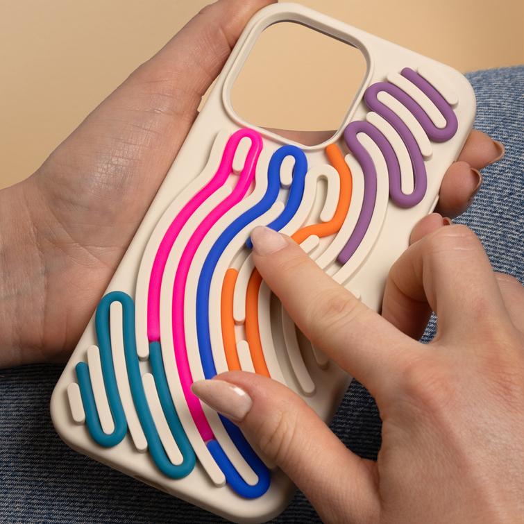 DIY Snake case for iPhone 14 6,1" beige