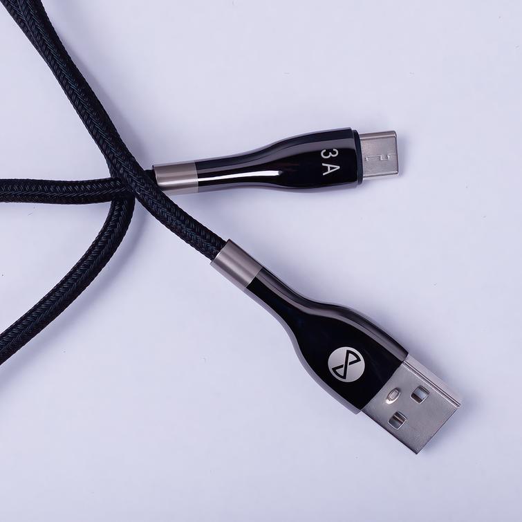 Forever Sleek USB-C-kaapeli - USB-C-kaapeli 1,0 m 3A musta