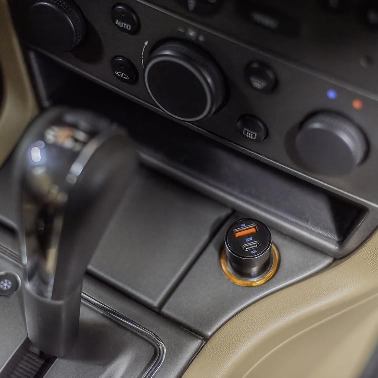 Forever CC-06 PD QC car charger 1x USB-C 1x USB 20W black + USB-C - USB-C cable 60W