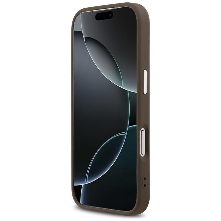 Guess Case Magsafe 4G PU-nahkakotelo kolmiologolla ja hopeisella metallisella kamerakehyksell&auml; iPhone 17 Prolle, ruskea