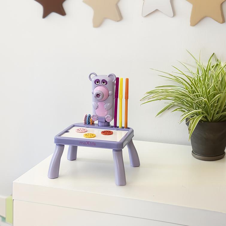 Maxlife-projektori piirustuspöydällä MXDP-100 violetti