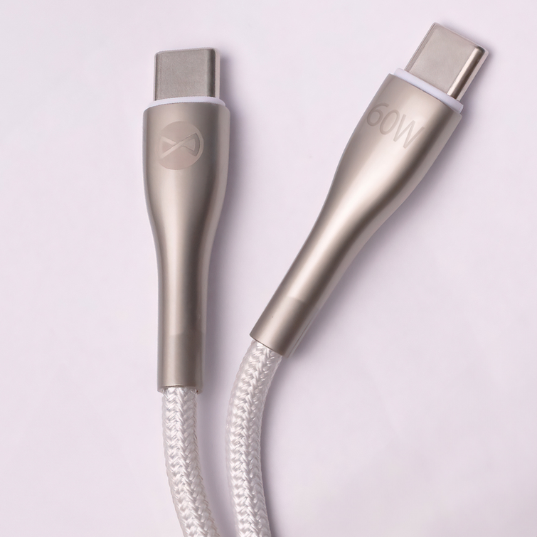 Forever Sleek -kaapeli USB-C - USB-C 1,0 m 60W valkoinen
