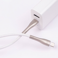 Forever Sleek USB-C - Lightning-kaapeli 1,0 m 27W valkoinen