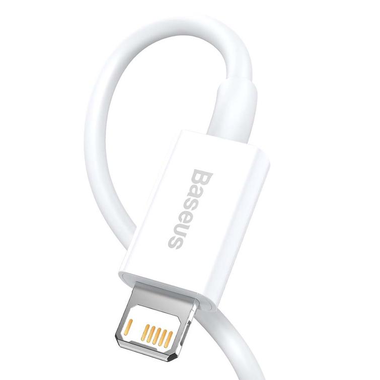 Baseus Superior USB - Lightning -kaapeli 1,5 m 2,4A valkoinen