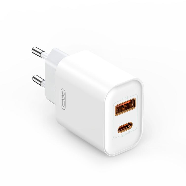 XO-sein&auml;laturi CE12 PD QC 3.0 20W 1x USB 1x USB-C valkoinen