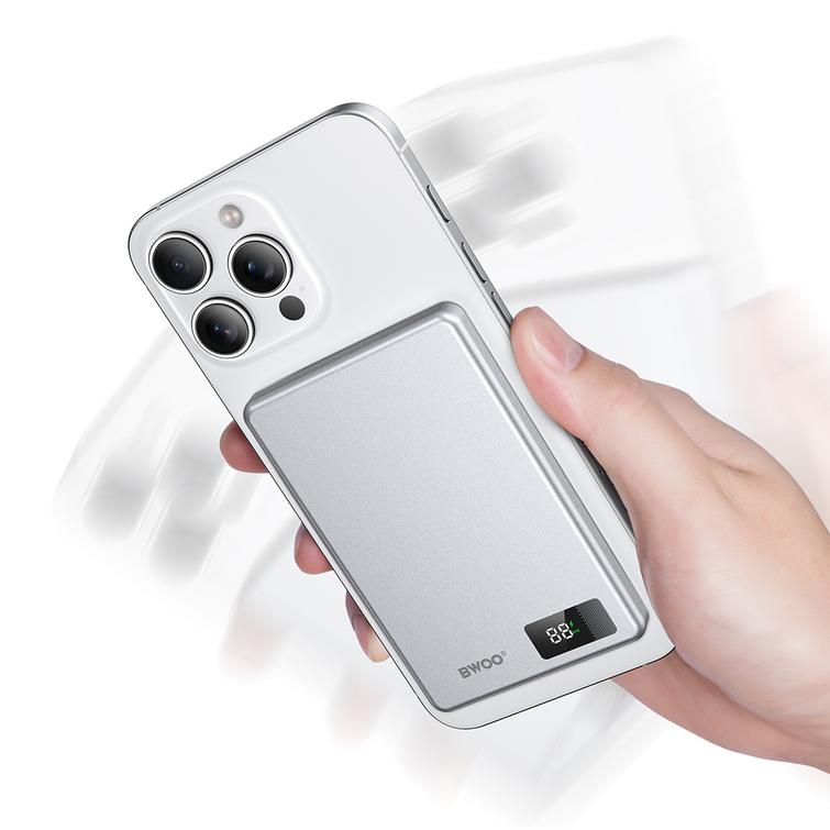 BWOO alumiininen magneettinen varavirtal&auml;hde P75 PD 20W 5000 mAh digitaalisella n&auml;yt&ouml;ll&auml; ja USB-C-portilla, hopeanv&auml;rinen