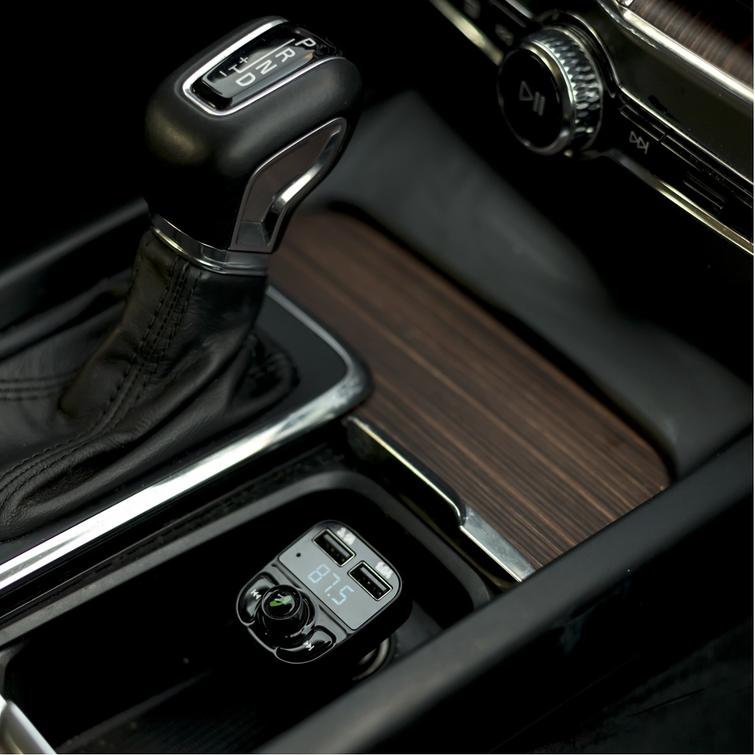 Forever FM-lähetin BT TR-330 musta